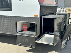 2025 JB Caravans Dirt Road Extreme 19'6 Fd