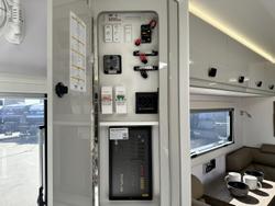 2025 JB Caravans Dirt Road Extreme 19'6 Fd