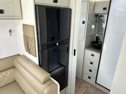 2025 JB Caravans Dirt Road Extreme 19'6 Fd