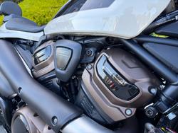 2022 HARLEY-DAVIDSON RH1250S SPORTSTER S white