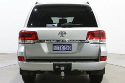 2021 Toyota
Landcruiser GXL