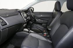 2024 Mitsubishi ASX Exceed