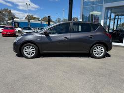 2016 Nissan Pulsar ST