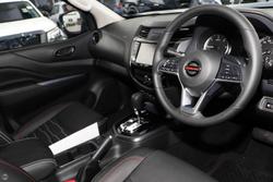 2025 Nissan
Navara PRO-4X