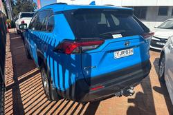 2021 Toyota
                RAV4 GXL