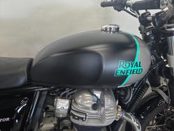2022 ROYAL ENFIELD (SEE ALSO ENFIEL INTERCEPTOR 650 E5 CLASSIC Black