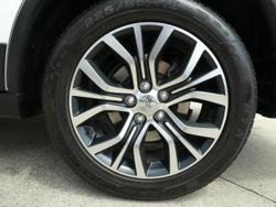 2016 Mitsubishi
Outlander LS