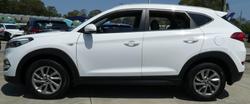 2017 Hyundai
                Tucson Active
