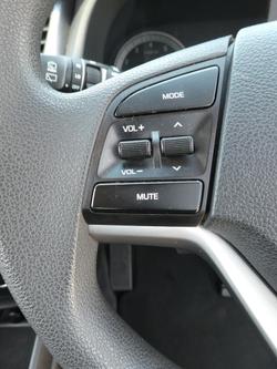 2017 Hyundai
                Tucson Active