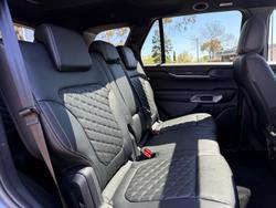 2025 Ford Everest Platinum