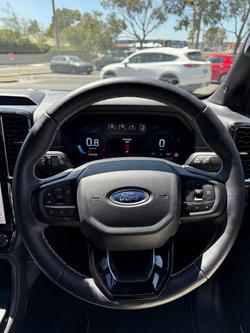 2025 Ford Everest Platinum