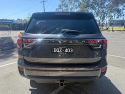 2025 Ford Everest Platinum