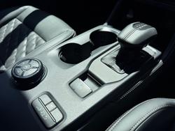 2025 Ford Everest Platinum