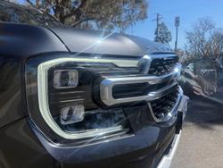 2025 Ford Everest Platinum