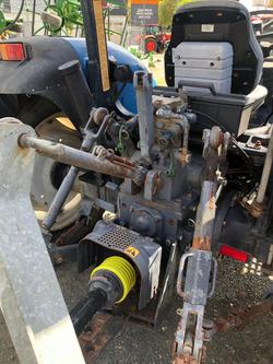 0 New Holland Tn65d Rops 4X4 Tractor 57Hp 2334 Hours