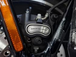 2015 HARLEY-DAVIDSON FXSB SOFTAIL BREAKOUT Black