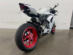 2022 DUCATI PANIGALE V2 White