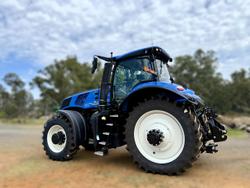 New Holland
T8.415 Plmi Ultra Command Tractor