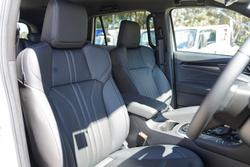 2025 Isuzu MU-X LS-T