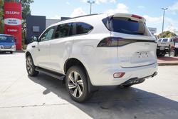 2025 Isuzu MU-X LS-T