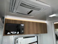 2025 Windsor Daintree