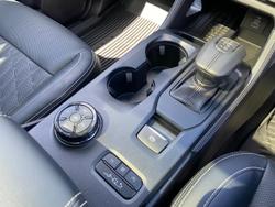 2024 Ford
Everest Platinum