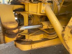 2011 Caterpillar 725 Yellow