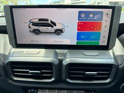 2025 LDV D90 Executive