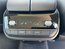 2025 LDV D90 Executive