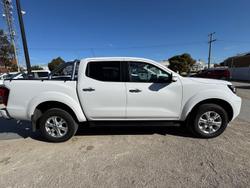 2023 Nissan Navara ST D23 MY23 4x2 Solid White