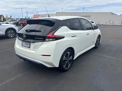 2021 Nissan
Leaf