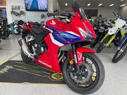 Honda CBR500RA (abs) Lams