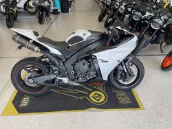 2014 Yamaha YZF-R1
