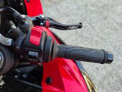 2016 Suzuki GSX-R1000 RED