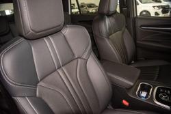 2025 Isuzu MU-X LS-T