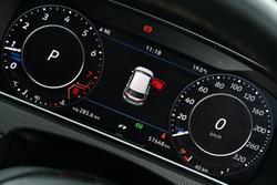 2020 Volkswagen
                Golf R
