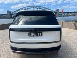 2024 Land Rover Range Rover P615 SV