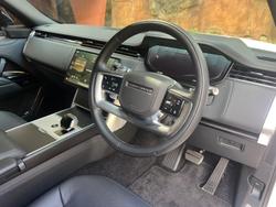 2024 Land Rover Range Rover P615 SV