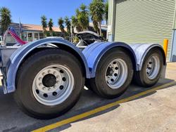 2007 Krueger St3 Lead A 12 Pallet Drop Deck Semi