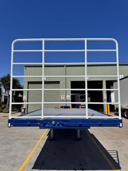 2007 Krueger St3 Lead A 12 Pallet Drop Deck Semi