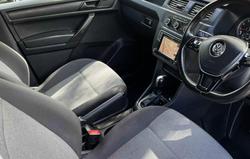 2019 Volkswagen Caddy TSI220