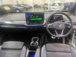 2025 Volkswagen ID.4 Pro