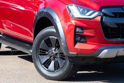 2022 Isuzu
                D-MAX X-TERRAIN