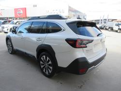 2025 Subaru Outback AWD Touring XT