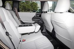 2025 Mitsubishi Outlander Exceed