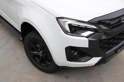 2025 Isuzu D-MAX X-RIDER