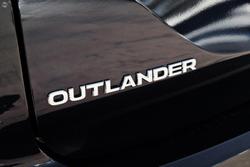 2025 Mitsubishi Outlander LS