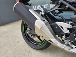 2021 Kawasaki NINJA 400 Green