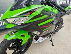 2021 Kawasaki NINJA 400 Green