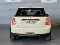 2011 MINI Hatch Ray R56 LCI Pepper White